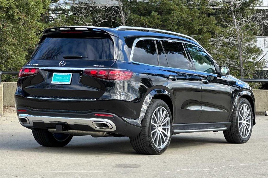 new 2024 Mercedes-Benz GLS 580 car, priced at $117,915