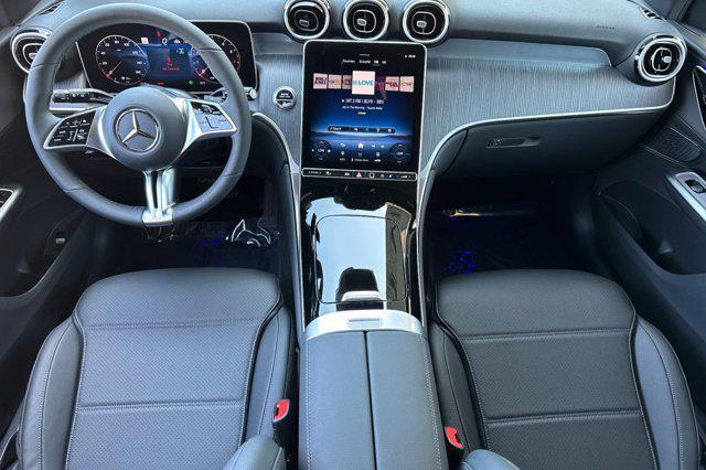 new 2025 Mercedes-Benz GLC 300 car, priced at $61,620