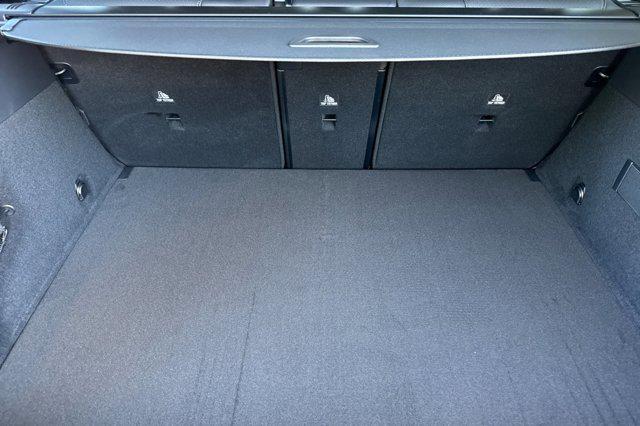 new 2025 Mercedes-Benz GLC 300 car, priced at $61,620
