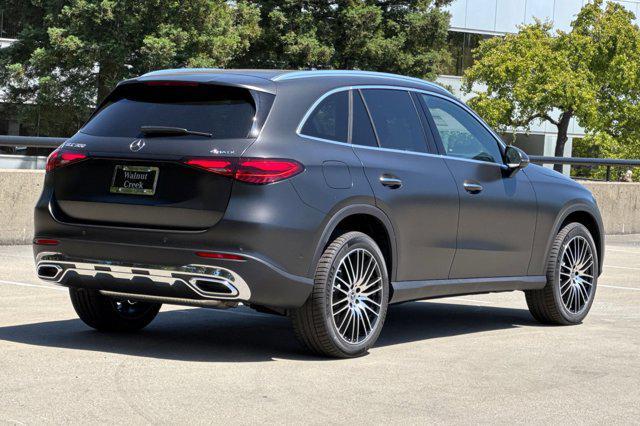 new 2025 Mercedes-Benz GLC 300 car, priced at $61,620