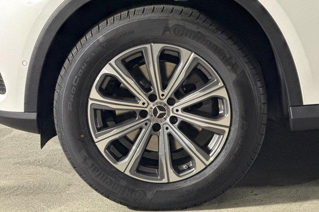 new 2026 Mercedes-Benz GLC 300 car, priced at $54,335