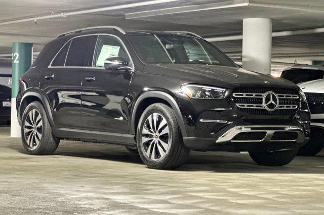 new 2025 Mercedes-Benz GLE 450 car, priced at $73,965