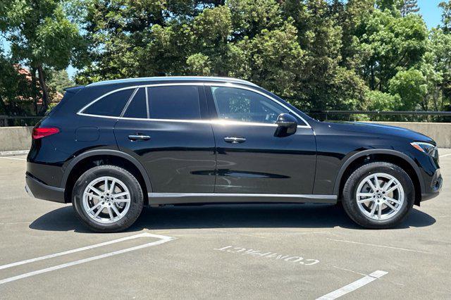 new 2025 Mercedes-Benz GLC 300 car, priced at $54,550