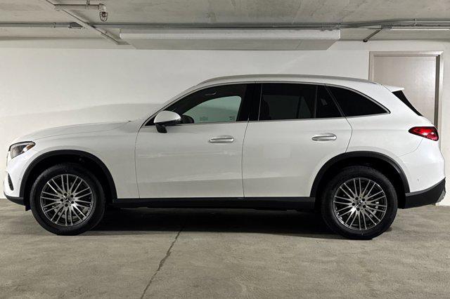 new 2026 Mercedes-Benz GLC 300 car