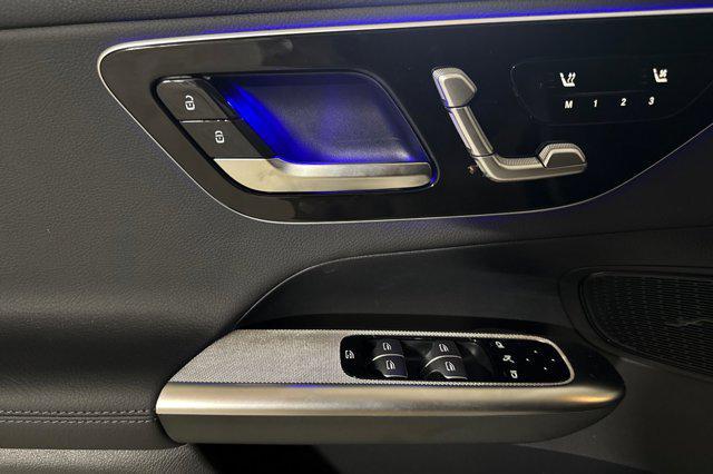new 2026 Mercedes-Benz GLC 300 car