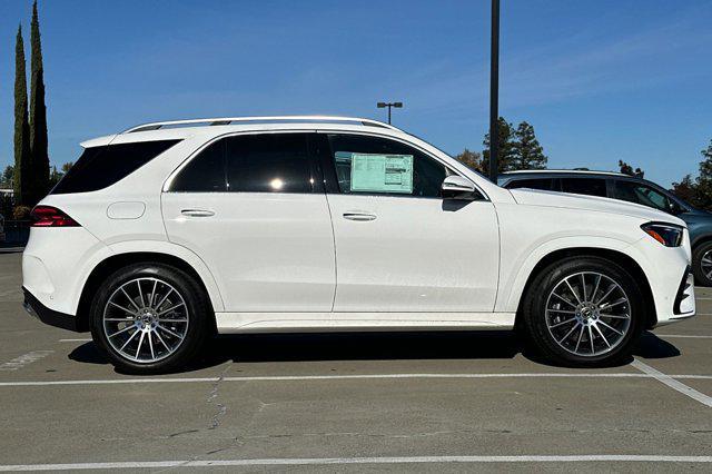 new 2025 Mercedes-Benz GLE 450 car, priced at $83,415