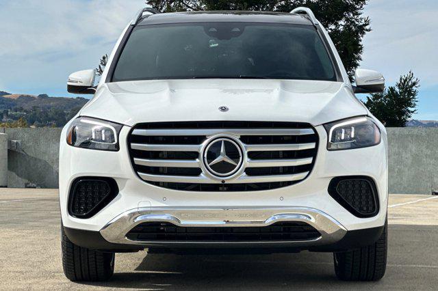 new 2025 Mercedes-Benz GLS 450 car, priced at $90,545