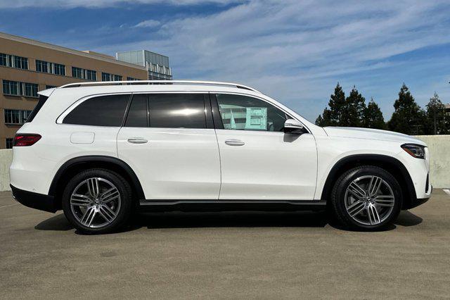 new 2025 Mercedes-Benz GLS 450 car, priced at $90,545