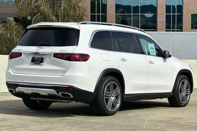 new 2025 Mercedes-Benz GLS 450 car, priced at $90,545