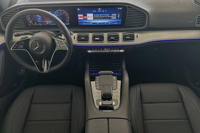 new 2025 Mercedes-Benz GLS 450 car, priced at $90,545