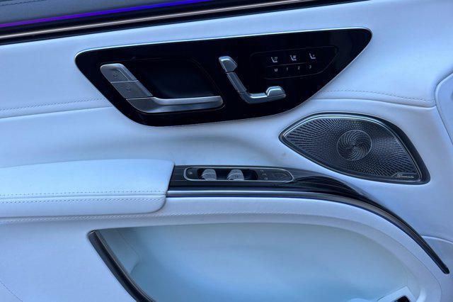 new 2025 Mercedes-Benz Maybach EQS 680 car, priced at $205,350