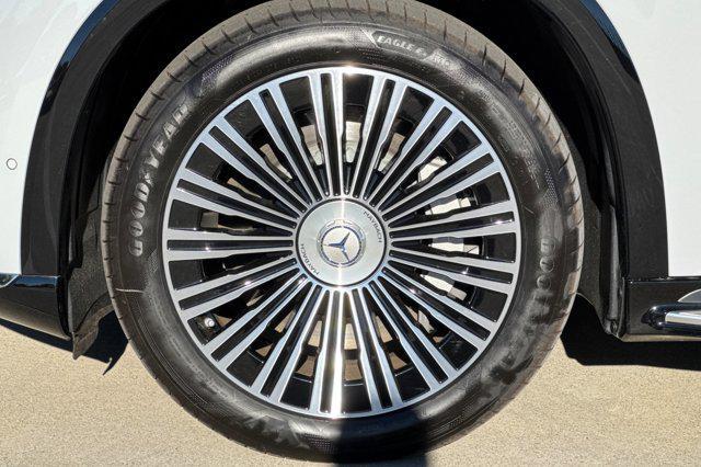 new 2025 Mercedes-Benz Maybach EQS 680 car, priced at $205,350