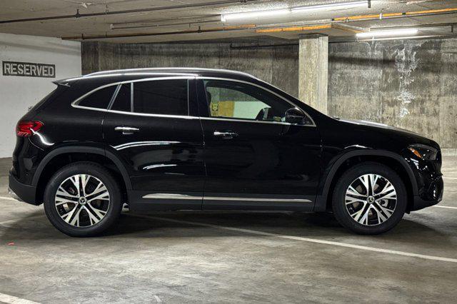 new 2025 Mercedes-Benz GLA 250 car, priced at $46,120