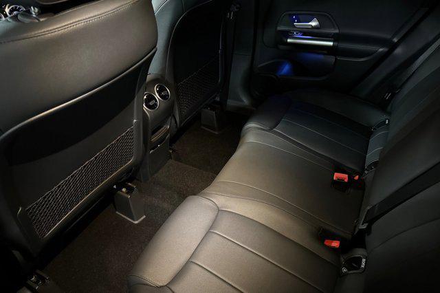 new 2025 Mercedes-Benz GLA 250 car, priced at $46,120