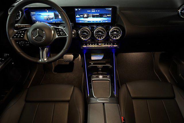new 2025 Mercedes-Benz GLA 250 car, priced at $46,120