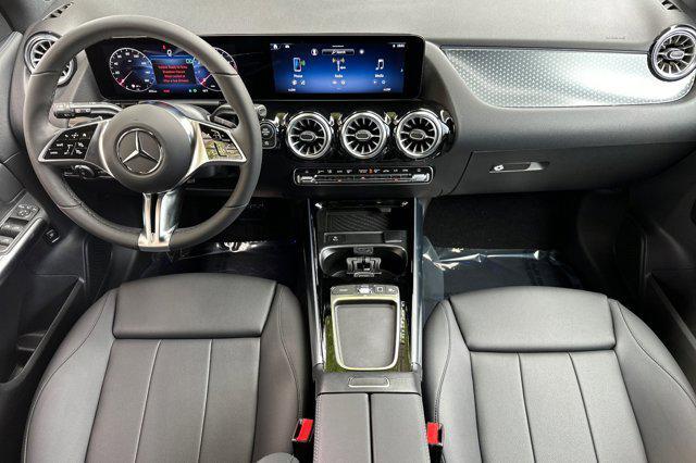 new 2025 Mercedes-Benz GLA 250 car, priced at $47,295