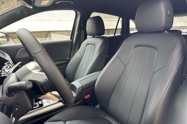 new 2025 Mercedes-Benz GLA 250 car, priced at $47,295
