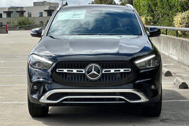 new 2025 Mercedes-Benz GLA 250 car, priced at $47,295