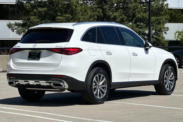 new 2025 Mercedes-Benz GLC 300 car, priced at $54,095