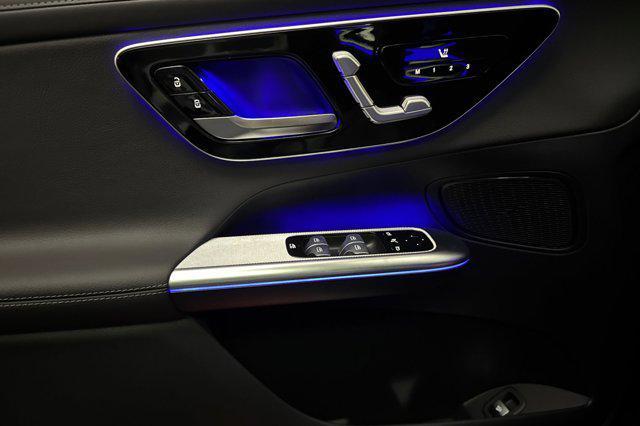 new 2025 Mercedes-Benz GLC 300 car, priced at $64,735