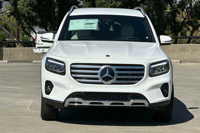 new 2025 Mercedes-Benz GLB 250 car, priced at $47,145