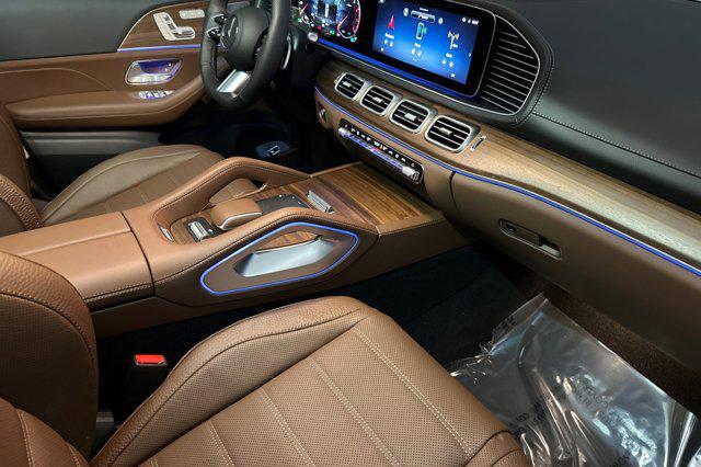 new 2025 Mercedes-Benz GLS 450 car, priced at $105,195