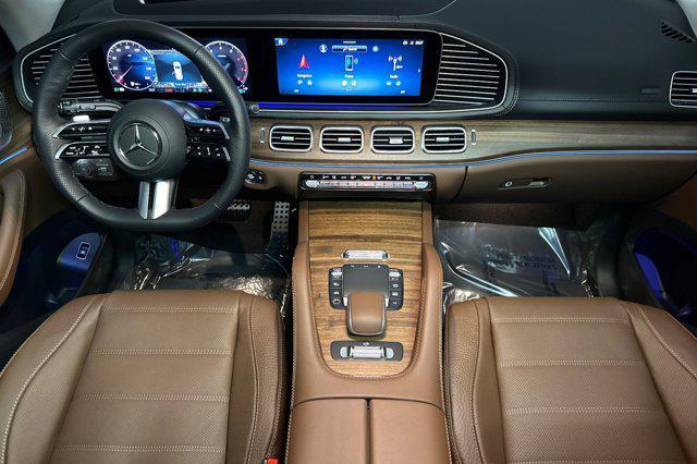new 2025 Mercedes-Benz GLS 450 car, priced at $105,195