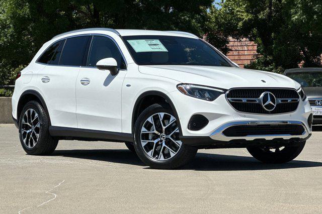 new 2025 Mercedes-Benz GLC 350e car, priced at $61,895