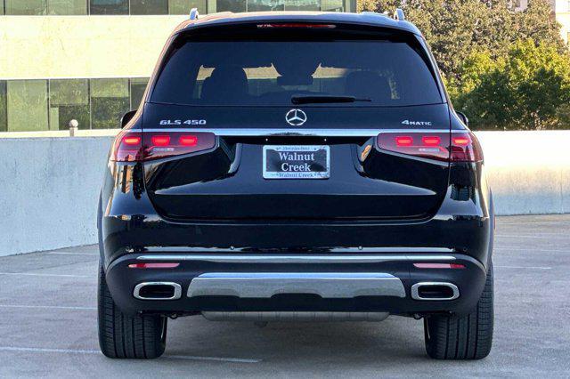 new 2025 Mercedes-Benz GLS 450 car, priced at $92,615