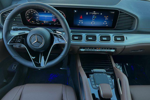 new 2025 Mercedes-Benz GLS 450 car, priced at $92,615