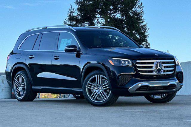 new 2025 Mercedes-Benz GLS 450 car, priced at $92,615