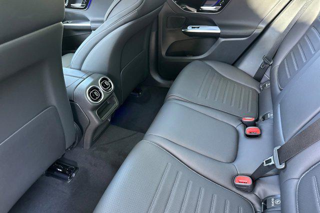 new 2025 Mercedes-Benz GLC 300 car, priced at $59,570