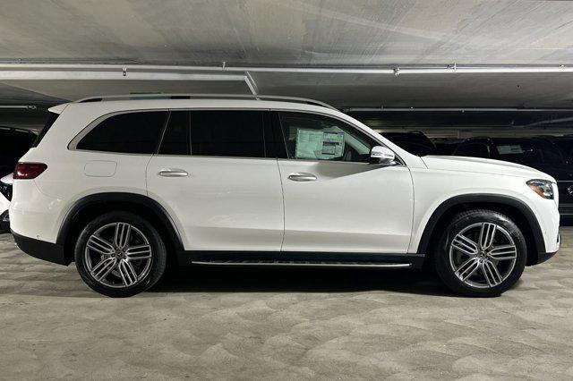 new 2025 Mercedes-Benz GLS 450 car, priced at $93,080