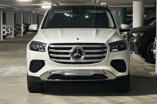 new 2025 Mercedes-Benz GLS 450 car, priced at $93,080