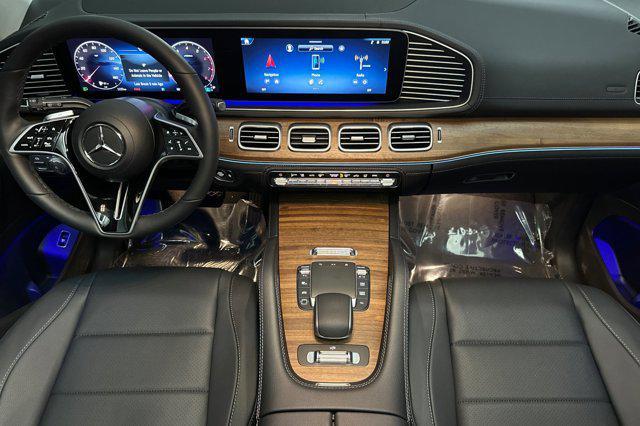 new 2025 Mercedes-Benz GLS 450 car, priced at $93,080
