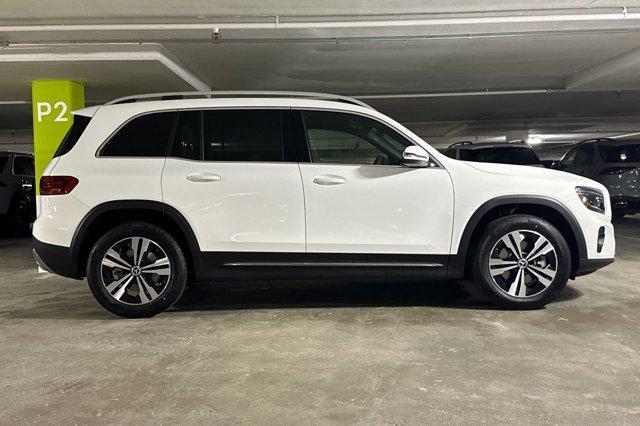 new 2026 Mercedes-Benz GLB 250 car