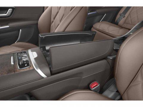 new 2025 Mercedes-Benz Maybach EQS 680 car, priced at $205,350