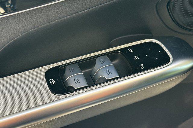 new 2025 Mercedes-Benz GLC 350e car, priced at $68,495