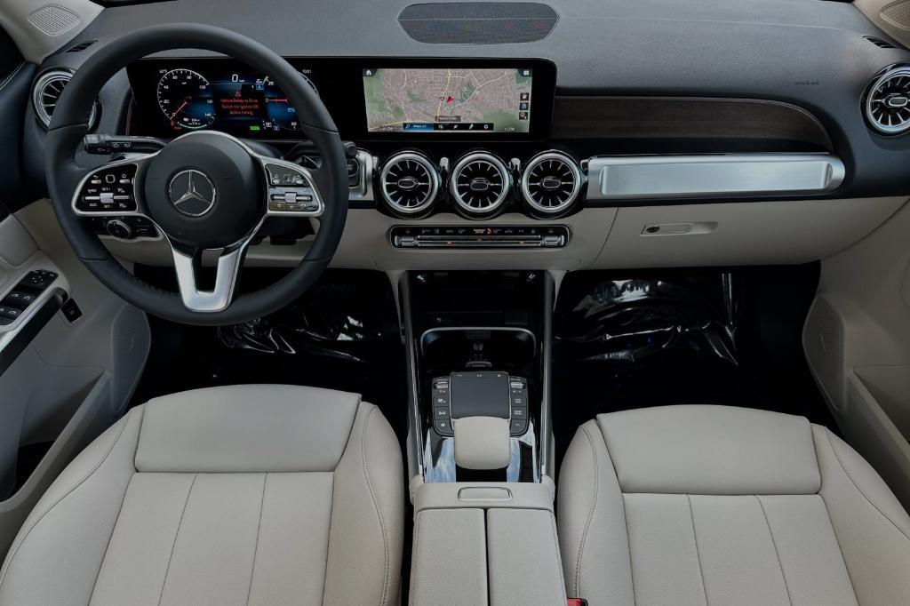 new 2023 Mercedes-Benz EQB 300 car, priced at $61,275