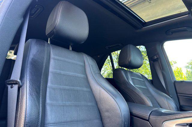 used 2020 Mercedes-Benz GLE 350 car, priced at $27,499