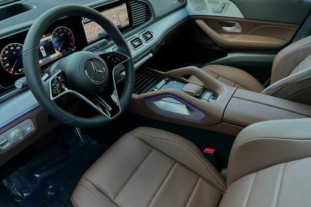 new 2025 Mercedes-Benz GLS 450 car, priced at $92,615