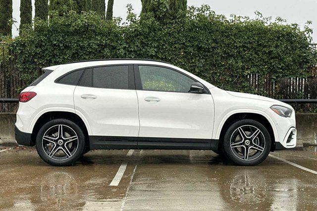 new 2025 Mercedes-Benz GLA 250 car, priced at $57,330