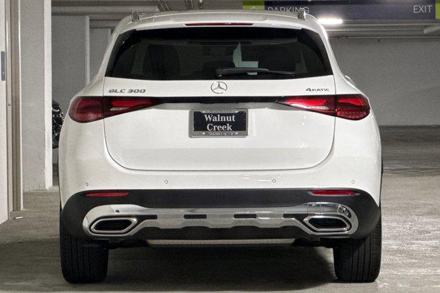 new 2026 Mercedes-Benz GLC 300 car