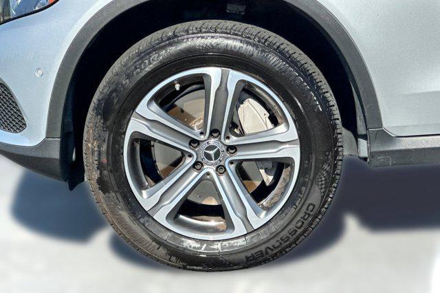 used 2017 Mercedes-Benz GLC 300 car, priced at $18,288