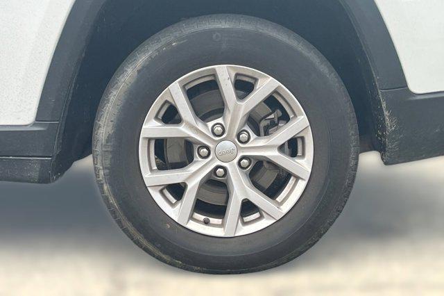 used 2022 Jeep Grand Cherokee L car, priced at $26,999