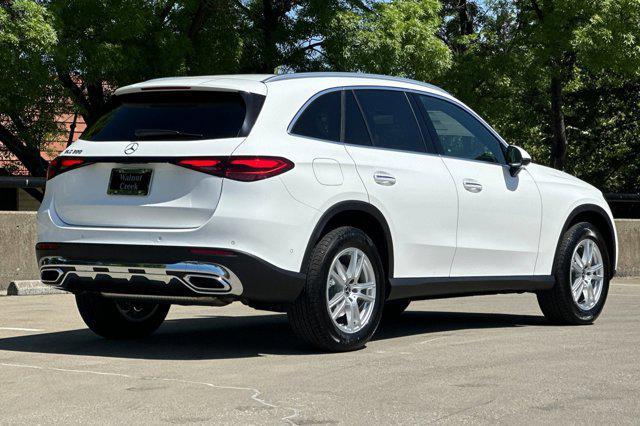 new 2025 Mercedes-Benz GLC 300 car, priced at $52,350