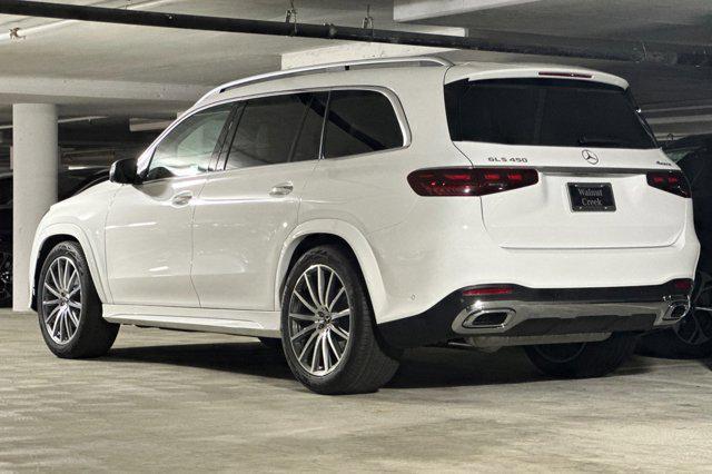 new 2026 Mercedes-Benz GLS 450 car