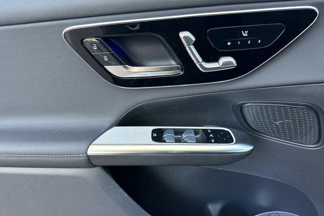 new 2025 Mercedes-Benz GLC 350e car, priced at $62,995