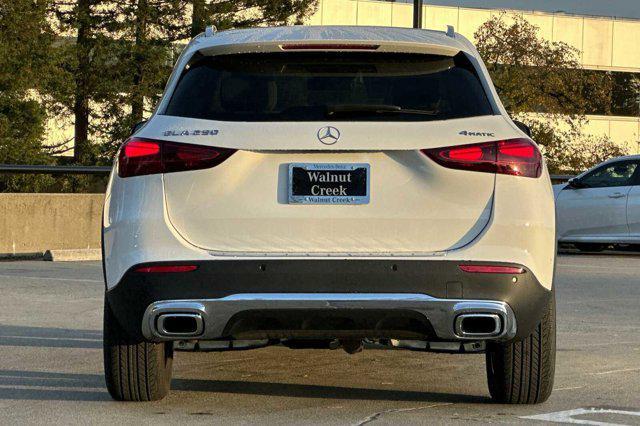 new 2025 Mercedes-Benz GLA 250 car, priced at $49,850