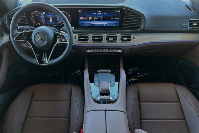 new 2025 Mercedes-Benz GLS 450 car, priced at $92,615